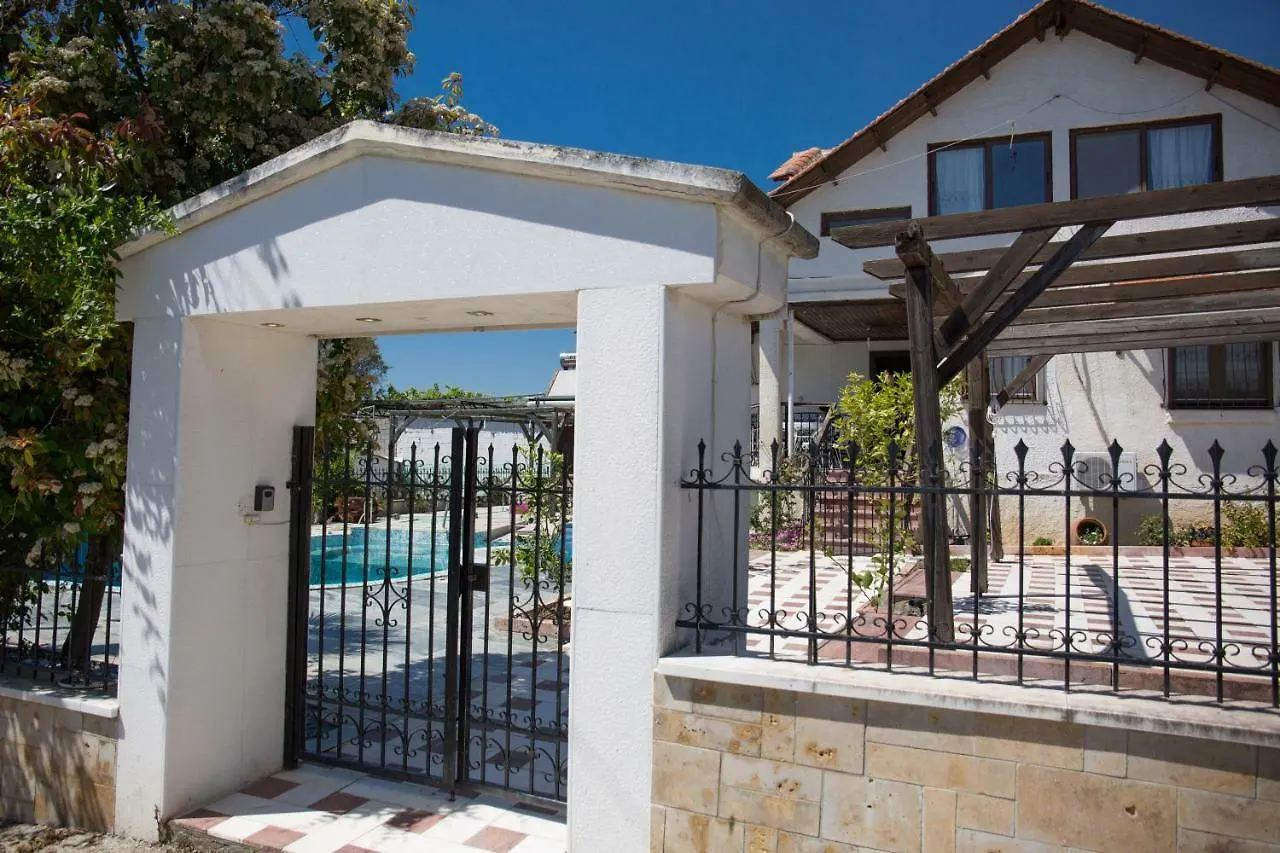 Rural Villa Private Pool, Bbq, Court ,20' Airport Nea Kallikrateia