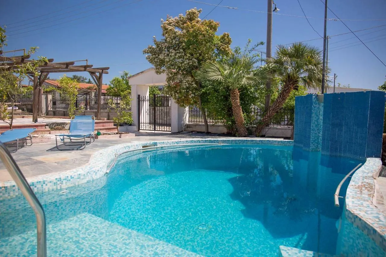 Rural Villa Private Pool, Bbq, Court ,20' Airport Nea Kallikrateia Grecia