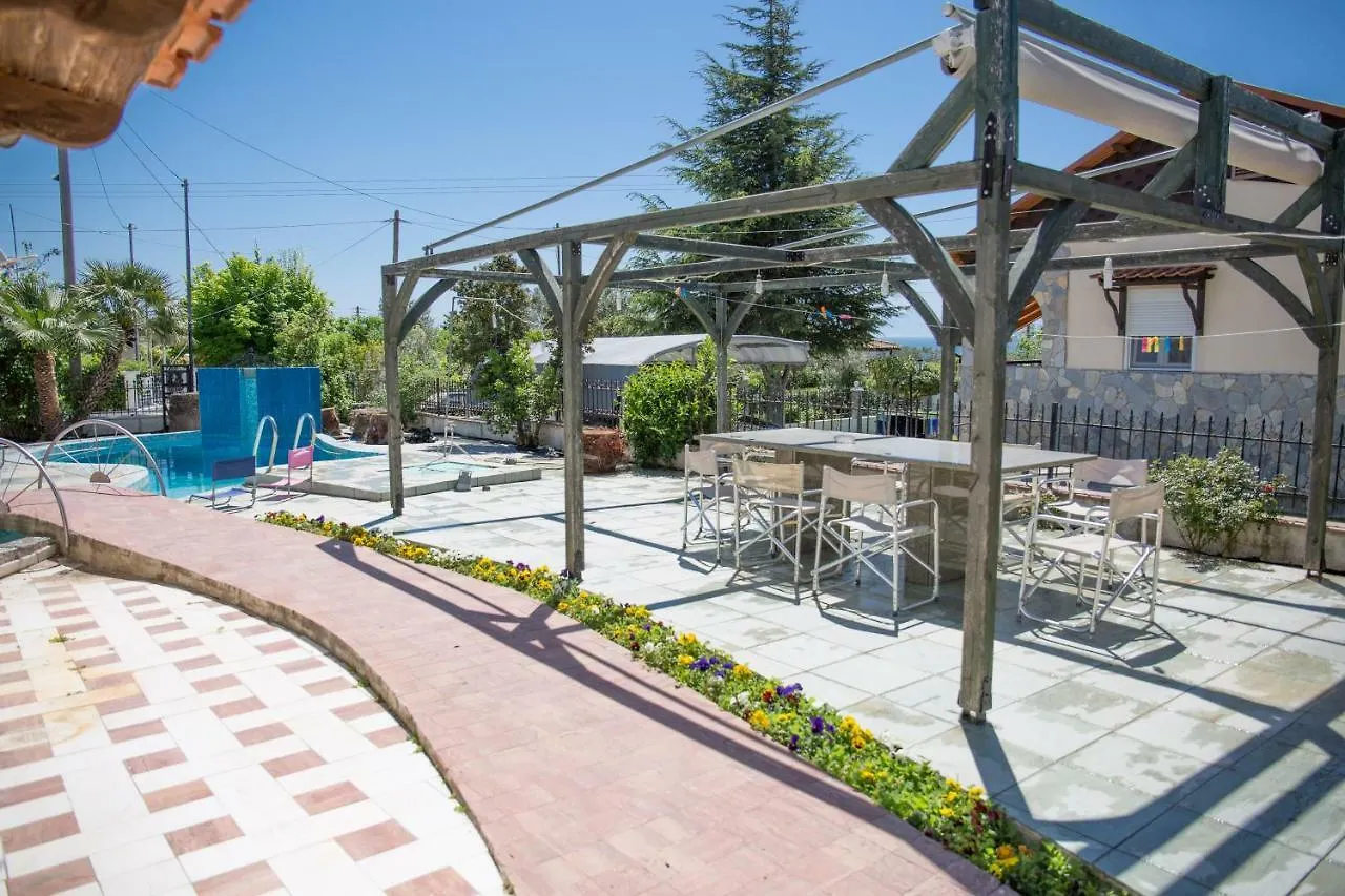 Rural Villa Private Pool, Bbq, Court ,20' Airport Nea Kallikrateia Grecia