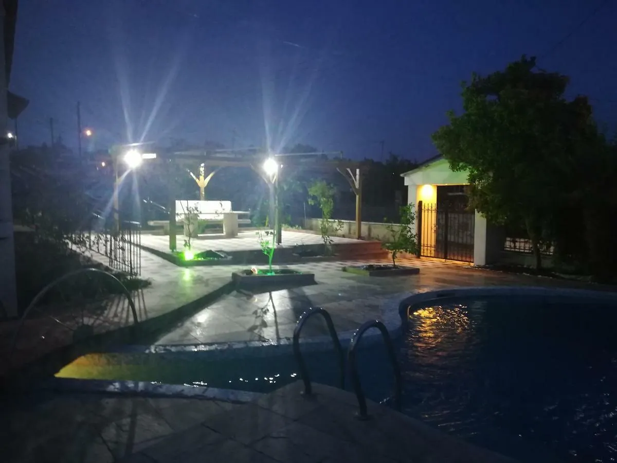 Rural Villa Private Pool, Bbq, Court ,20' Airport Nea Kallikrateia